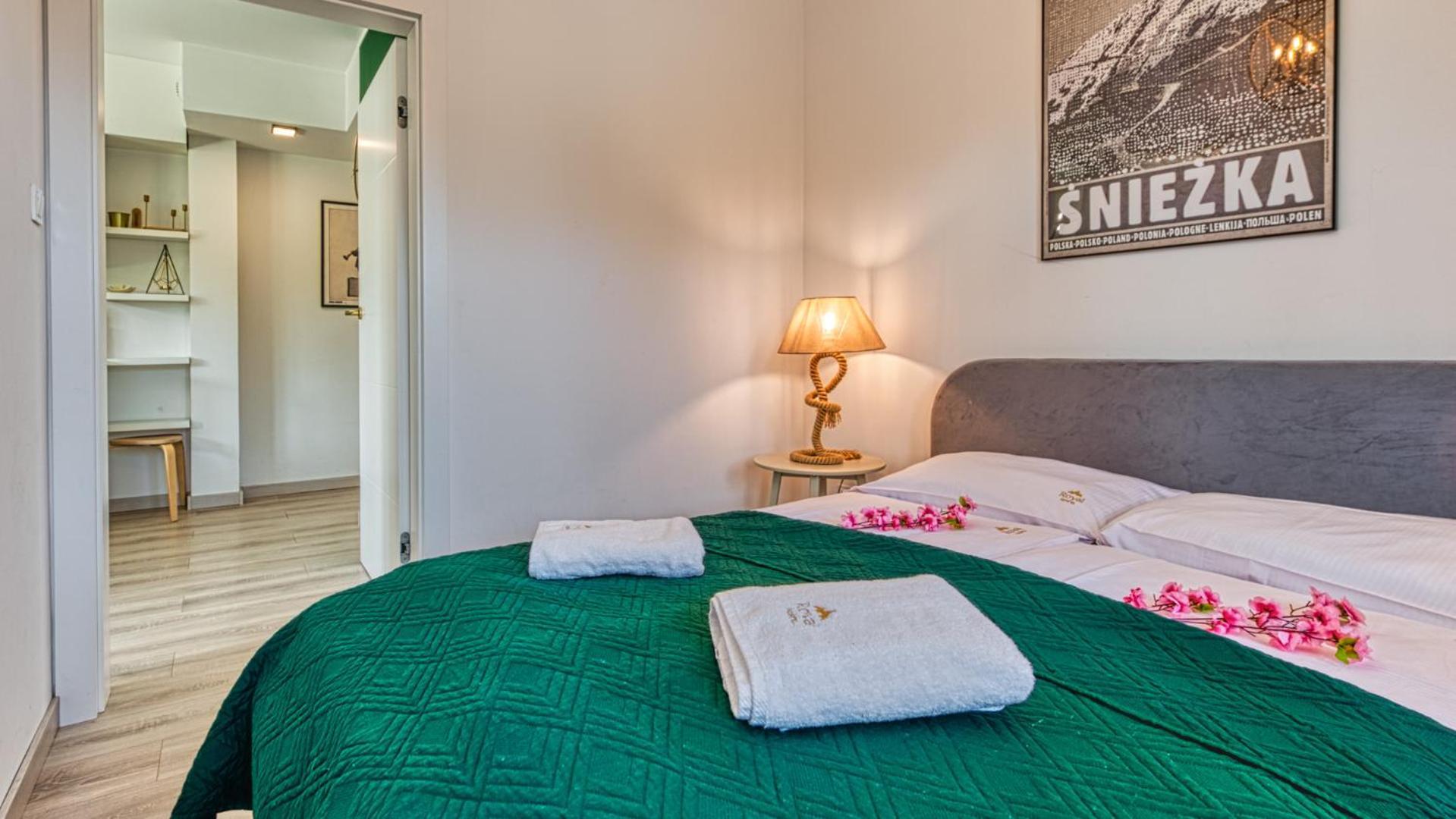 Apartamenty Z Basenem I Saunami Stone Hill Resort II Vip Centrum By Royal Aparts Szklarska Poreba Dış mekan fotoğraf
