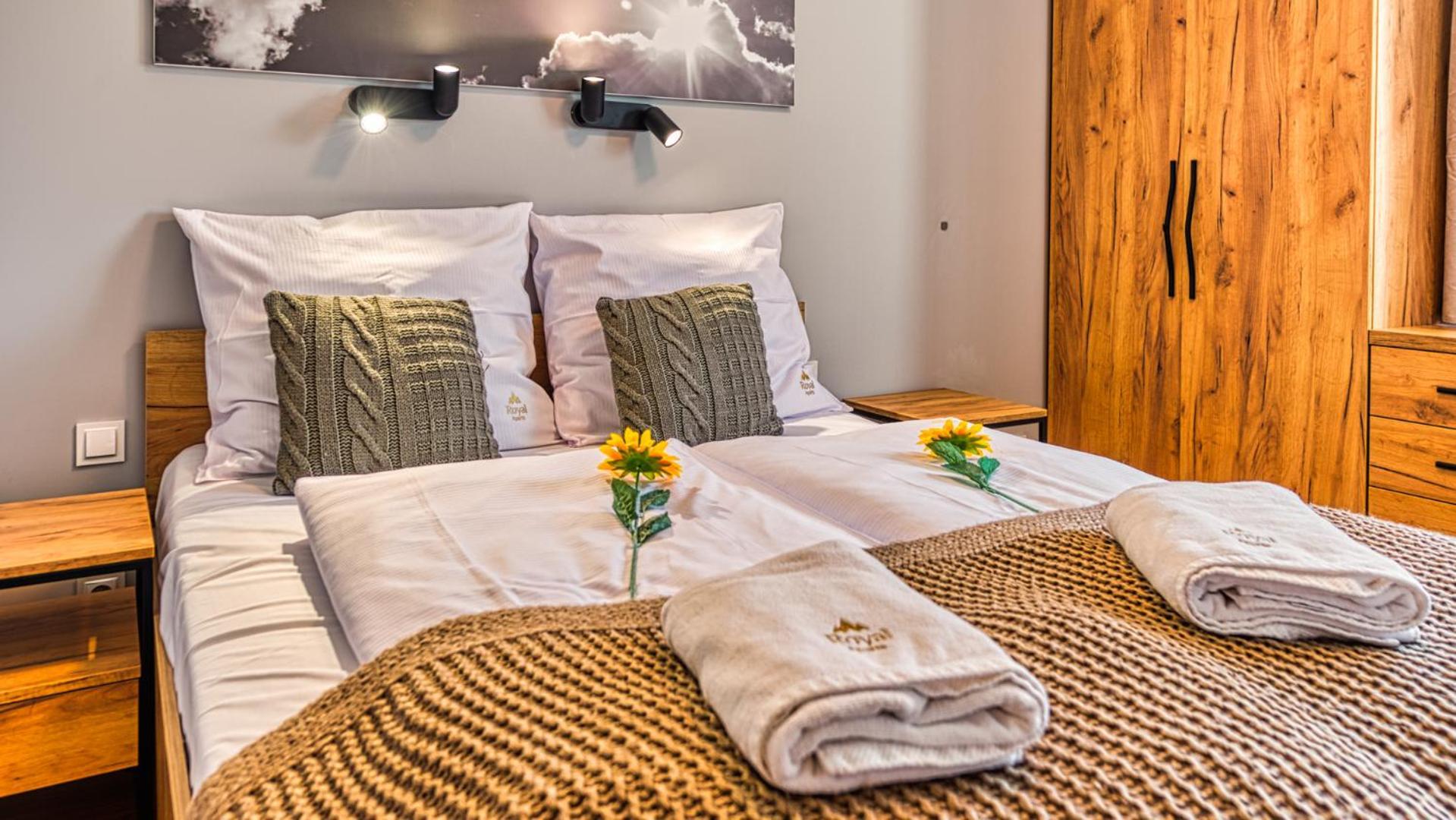 Apartamenty Z Basenem I Saunami Stone Hill Resort II Vip Centrum By Royal Aparts Szklarska Poreba Dış mekan fotoğraf