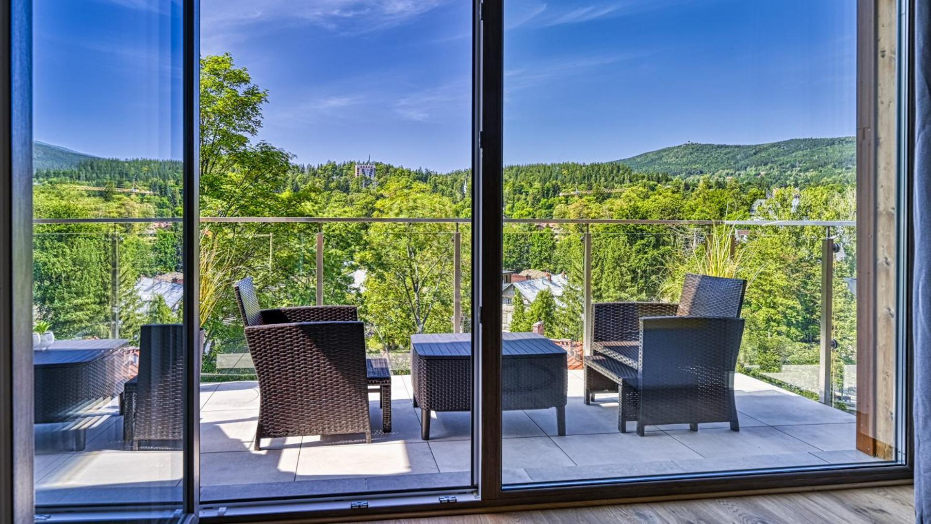Apartamenty Z Basenem I Saunami Stone Hill Resort II Vip Centrum By Royal Aparts Szklarska Poreba Dış mekan fotoğraf